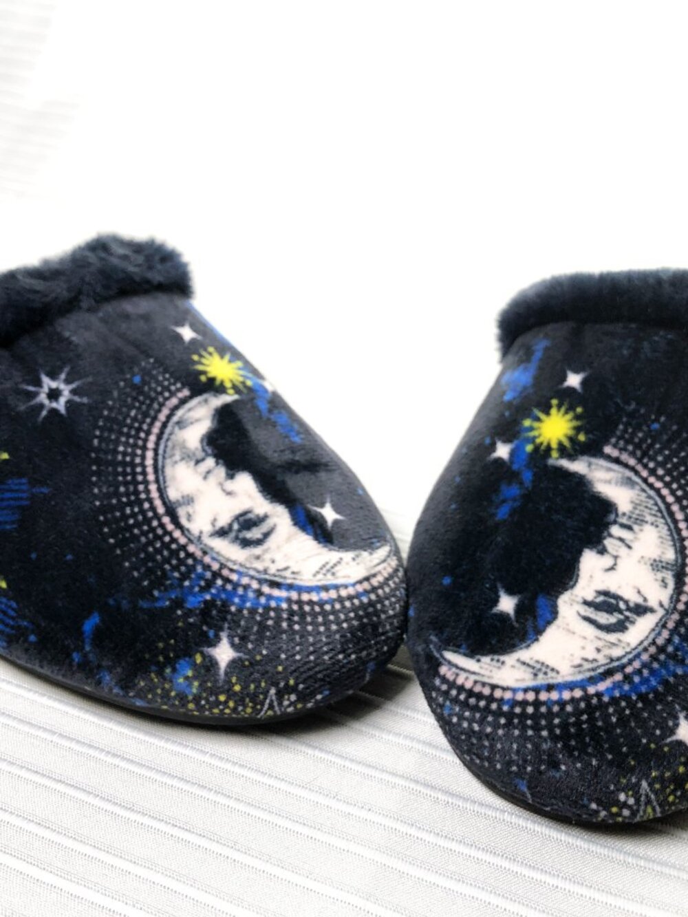 BRAND NEW Johnny Was Celestial Mule Slippers Sz 8 New Navy Moon Stars Embroidery - Picture 5 of 7